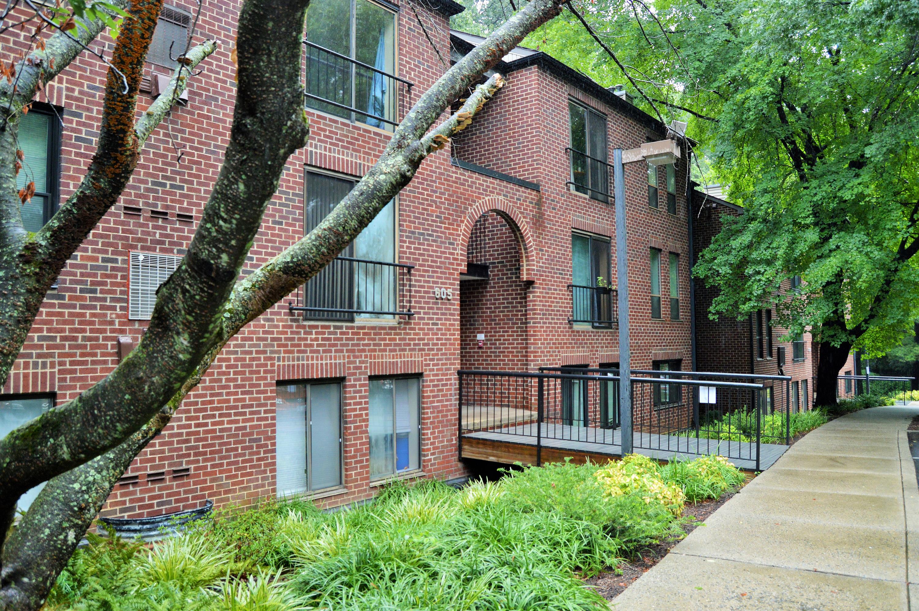 605 Hudson Avenue - 1
